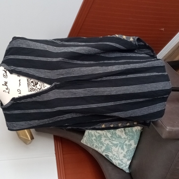 a.n.d easy striped black and white women top size XL - Picture 2 of 11